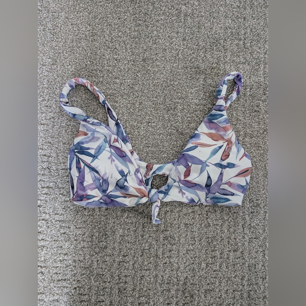 Midori Lanai Floral Print bikini Top Only Medium